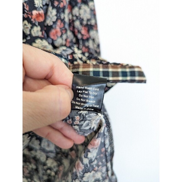 POL Shirt Womens Small Black Floral Tiered Button Up Boho Cottagecore Blouse - Picture 11 of 13